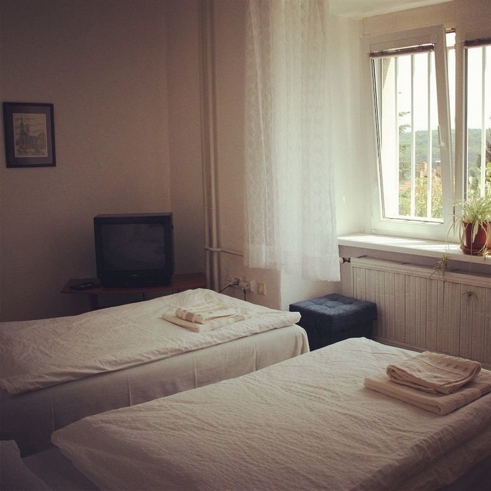 Pension Nika Прага Экстерьер фото