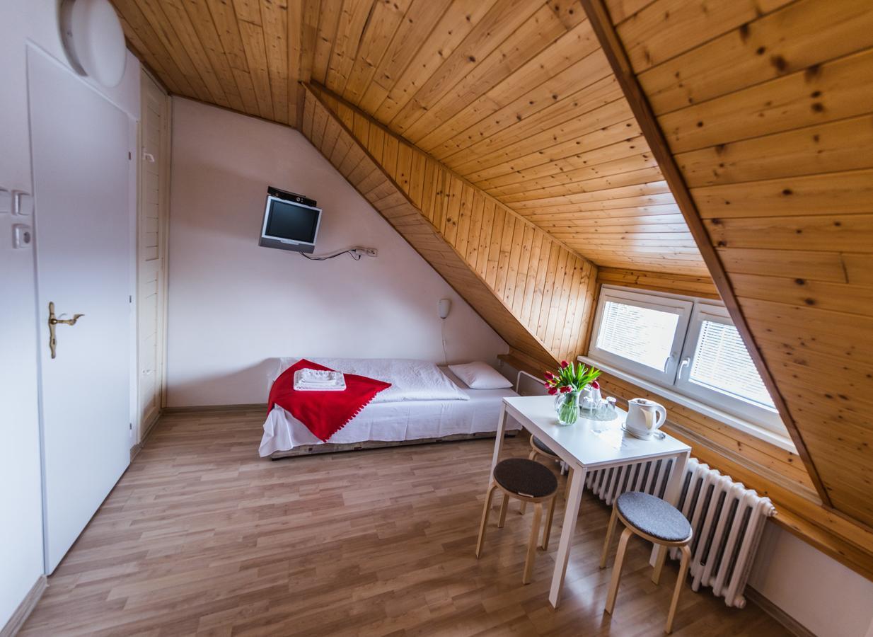 Pension Nika Прага Экстерьер фото