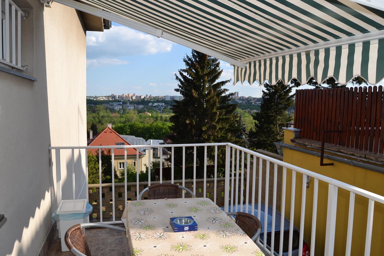 Pension Nika Прага Экстерьер фото